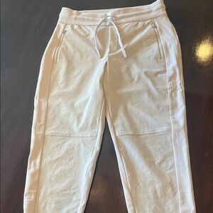 Athleta off white Jogger Pants New not used size 4